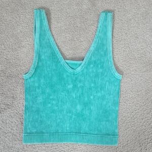 NWOT Zenana Outfitters Teal Crop Top Tank Size Medium